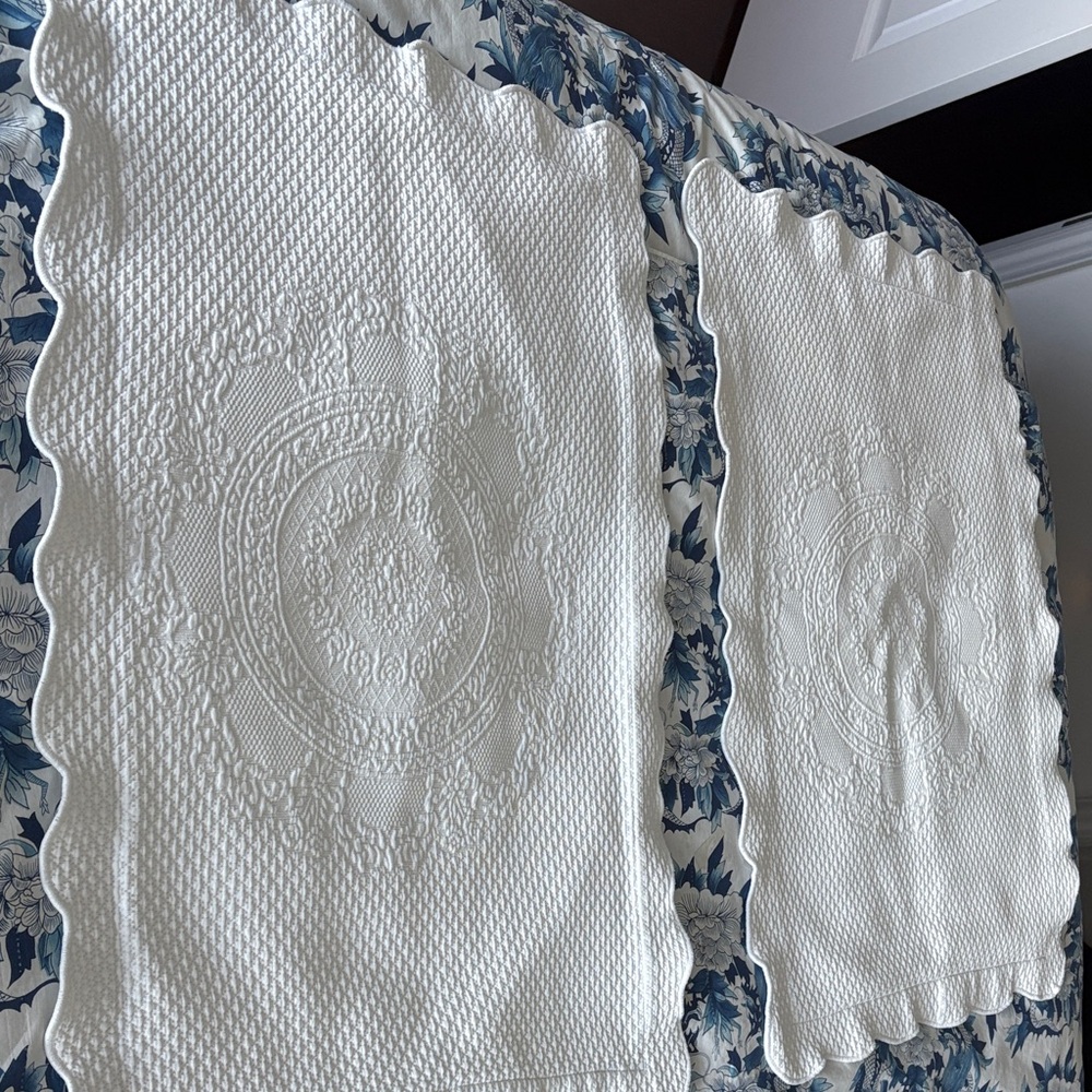 2 Matelasse Pillow Shams